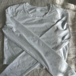 White long sleeve cropped shirt